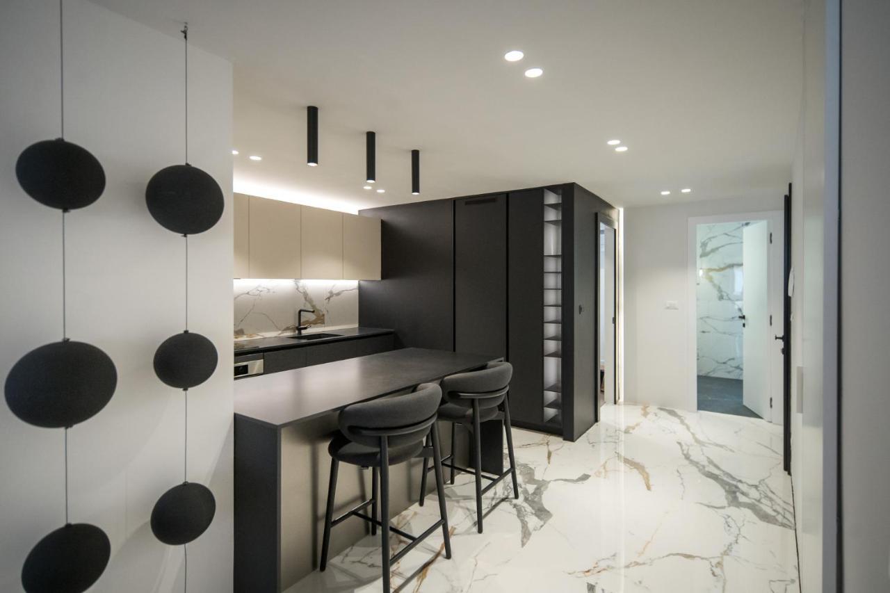 Luxury Apartment Contesa Ровин Екстериор снимка