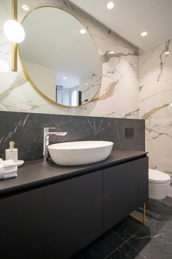 Luxury Apartment Contesa Ровин Екстериор снимка