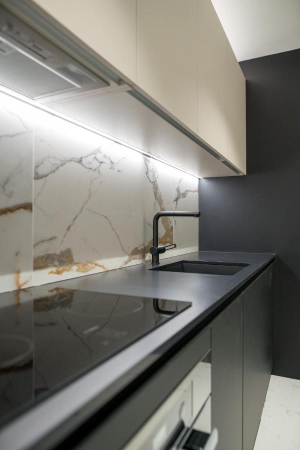 Luxury Apartment Contesa Ровин Екстериор снимка