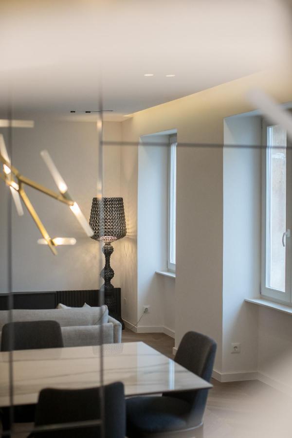 Luxury Apartment Contesa Ровин Екстериор снимка